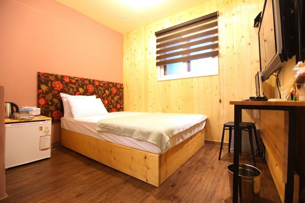 K-Haus Dongdaemun Motel Seoel Buitenkant foto