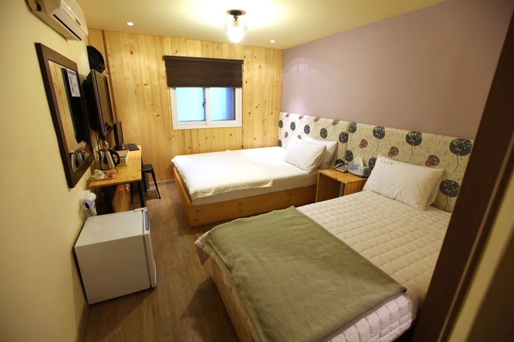 K-Haus Dongdaemun Motel Seoel Buitenkant foto